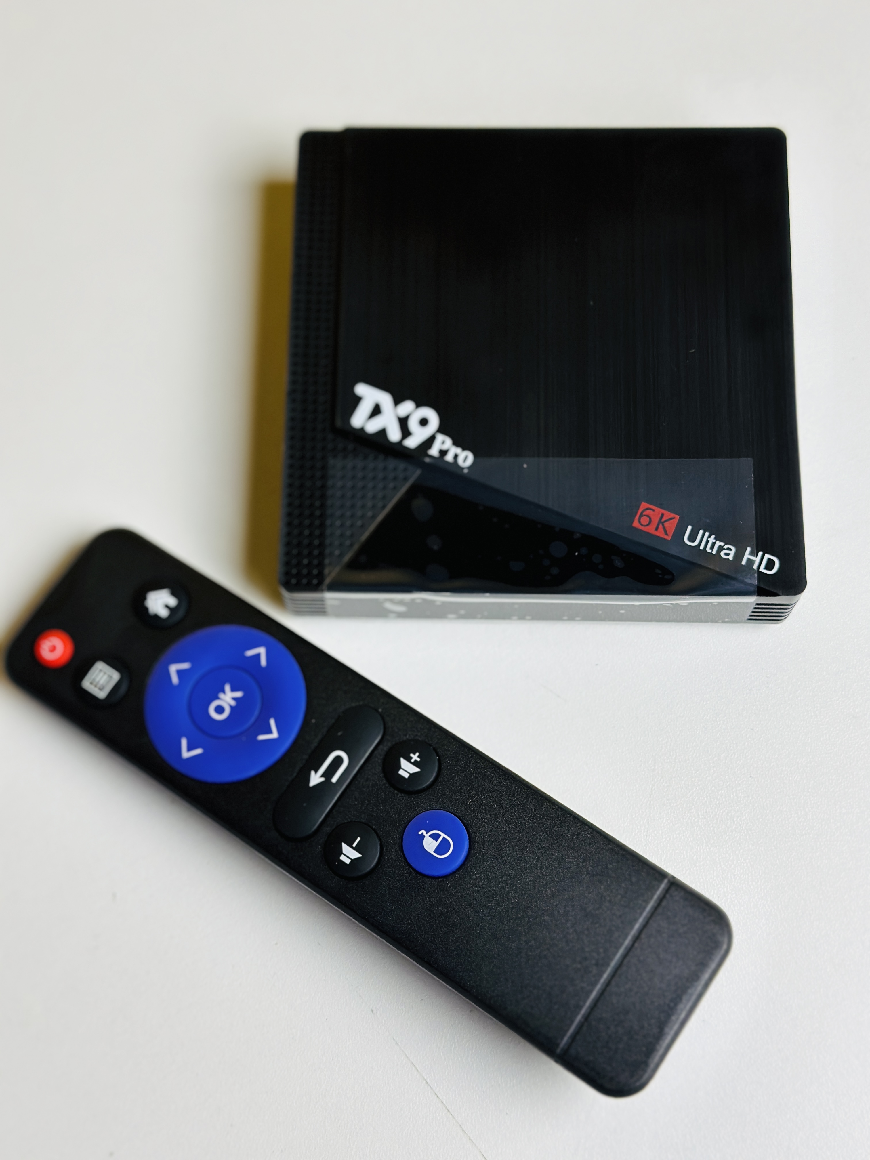 TX9 Pro 8GB + 128GB Android Smart TV Box